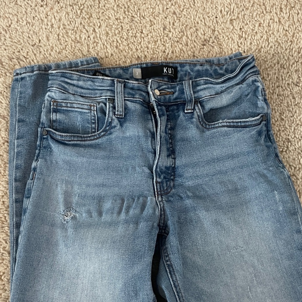 Kut from the kloth size 2 straight leg ankle distressed